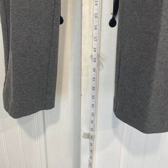 Lands’End heather gray lounge/jogger/sweat pants slim leg, starfish size MP. - Picture 2 of 7